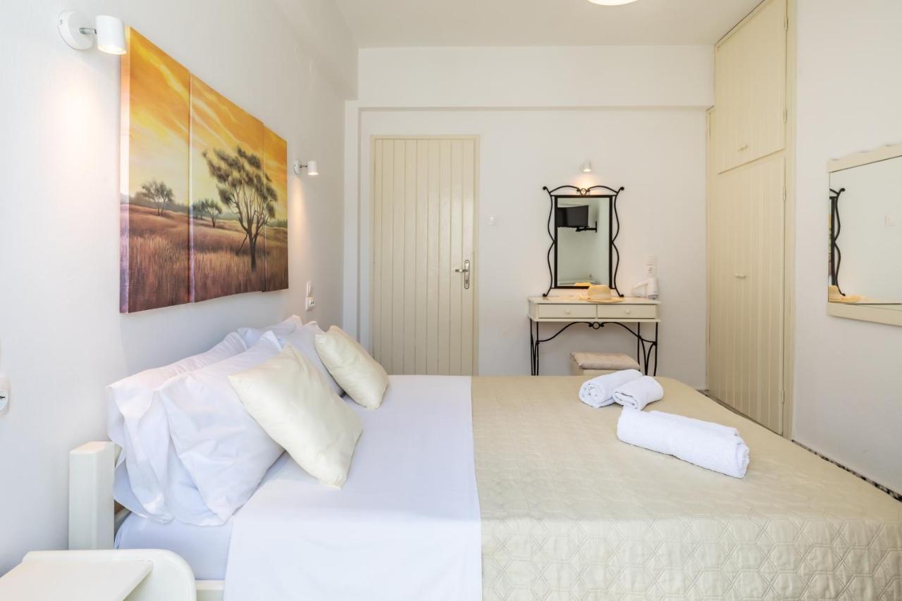 Marialena Rooms Skopelos stad Exteriör bild
